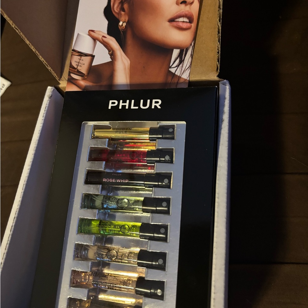 Phlur Fragrance Discovery Set